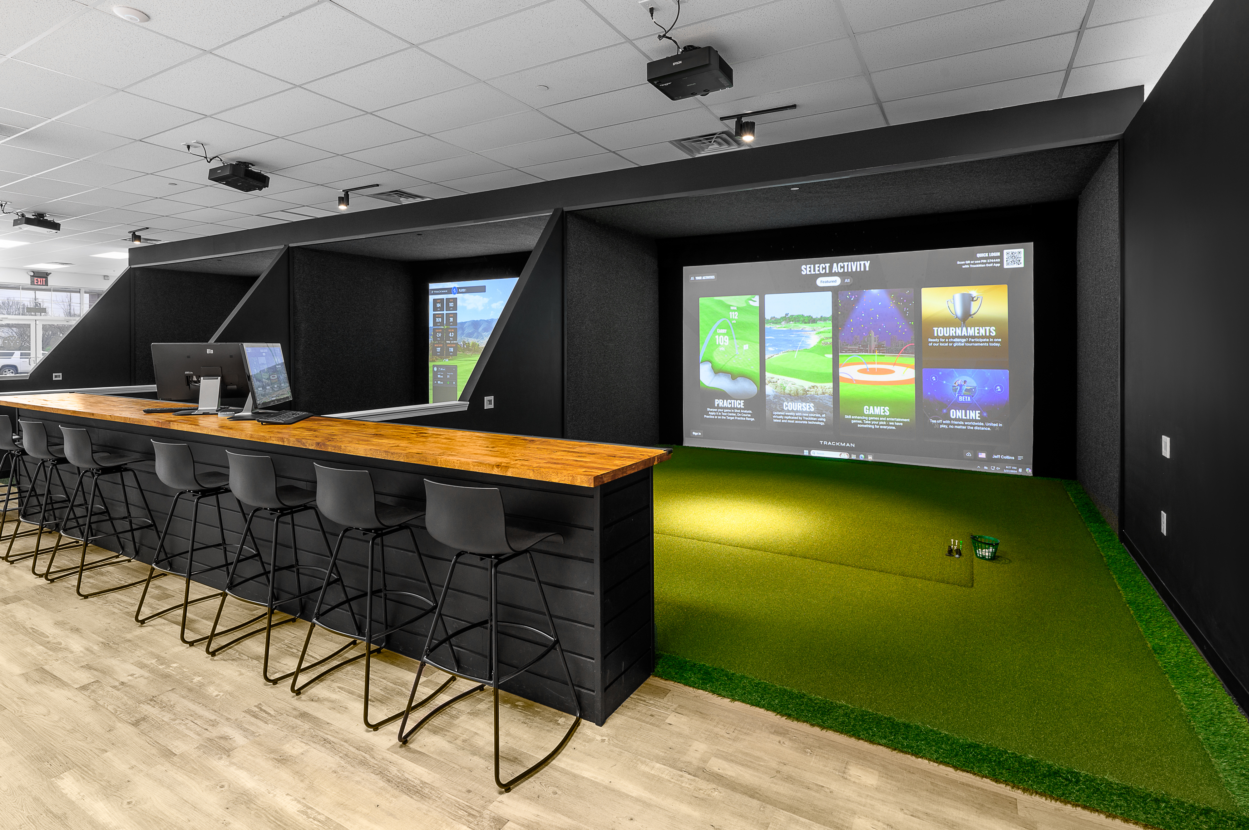 3rd Indoor Golf Simulator Bay Rental in Cinnaminson, NJ - Dogleg Golf